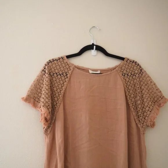 Umgee Pink Crochet Sleeve Tunic - Picture 3 of 9